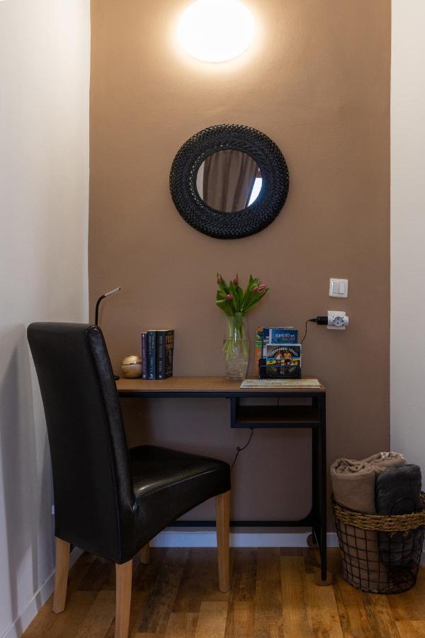 Republic Apartman Apartment บายา ภายนอก รูปภาพ
